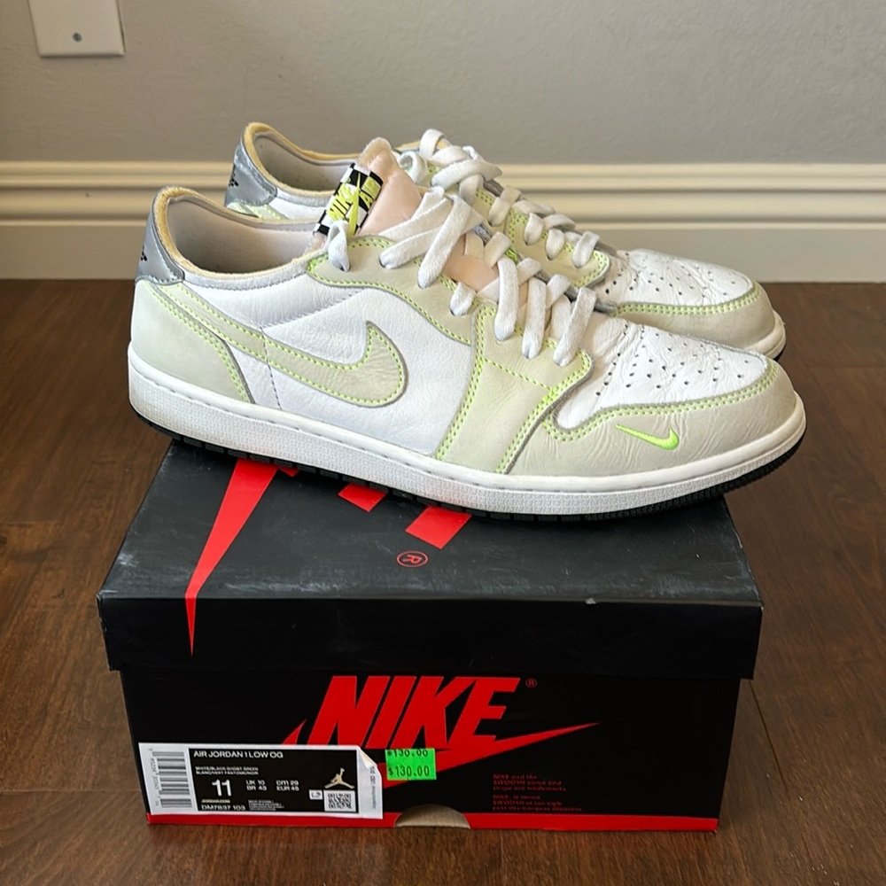 Size 11- DM7837-103 Nike Air Jordan 1 OG Low Ghost Green